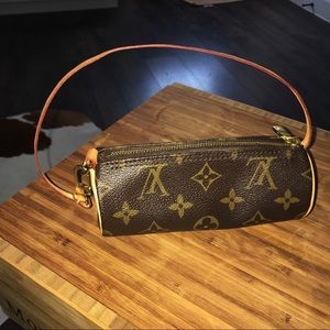 Louis Vuitton Monogram Mini Papillon Pochette